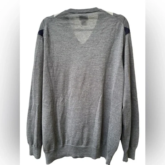 💠🔥Jos. A Bank 100% Merino Wool argyle sweater.  Lightweight and quality! - Picture 2 of 6